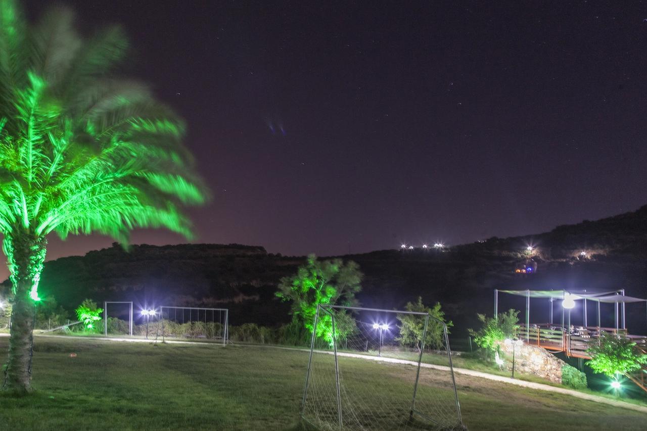 Estate Kares Apart otel Tílisos Dış mekan fotoğraf